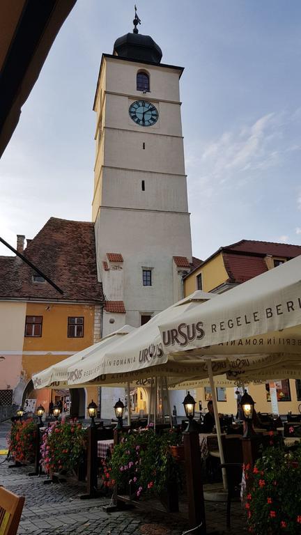 W&K " Centru Istoric Sibiu Hotel Exterior foto
